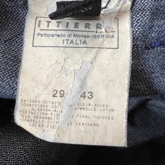 Dolce & Gabbana blue jeans,Excellent condition. Tag says size 29,Waist aprox 32β - Picture 6 of 6